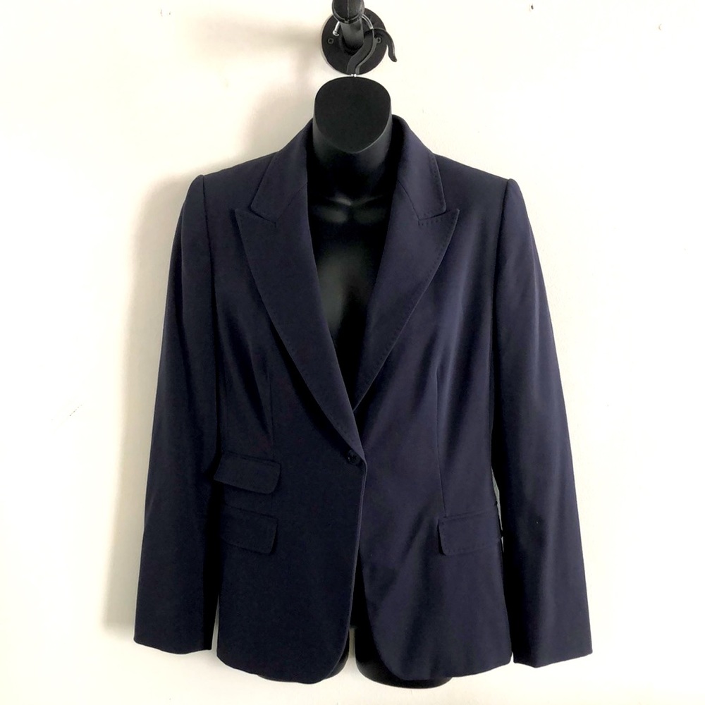 Size 8 Navy Elie Tahari Blazer